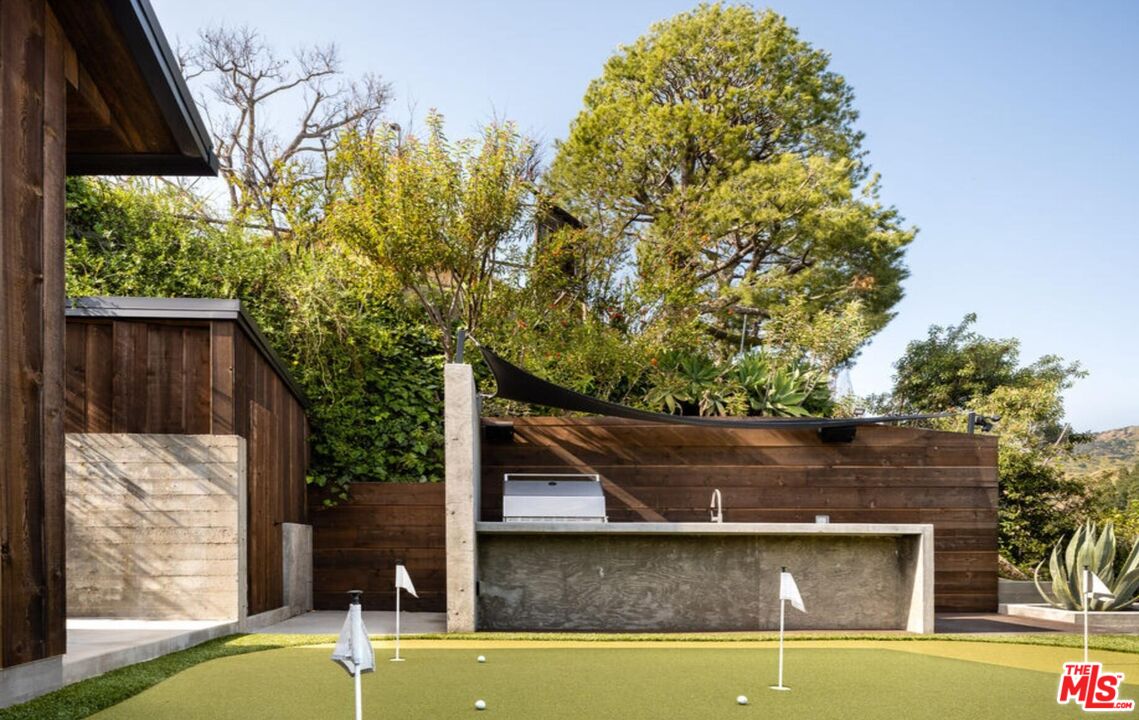 MLS #25595203 image #17