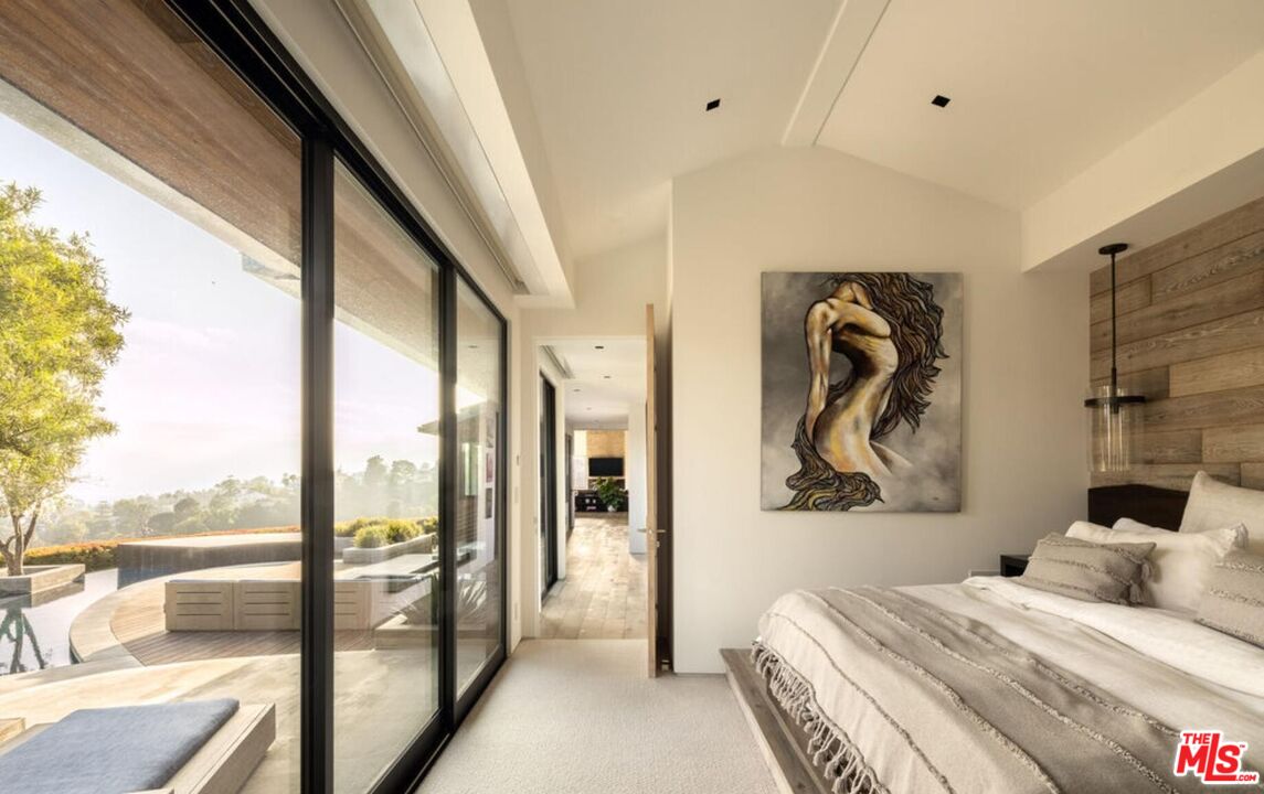 MLS #25595203 image #22