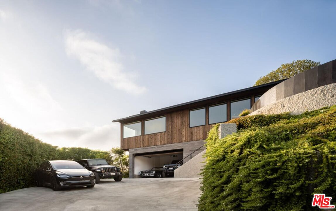 MLS #25595203 image #23