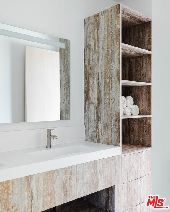 MLS #25595203 image #59