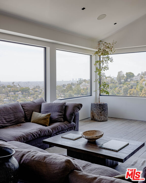 MLS #25595203 image #63