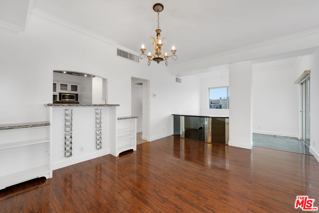 MLS #25595211 image #10