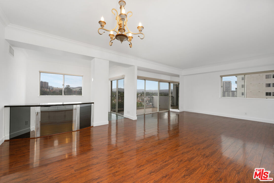 MLS #25595211 image #12