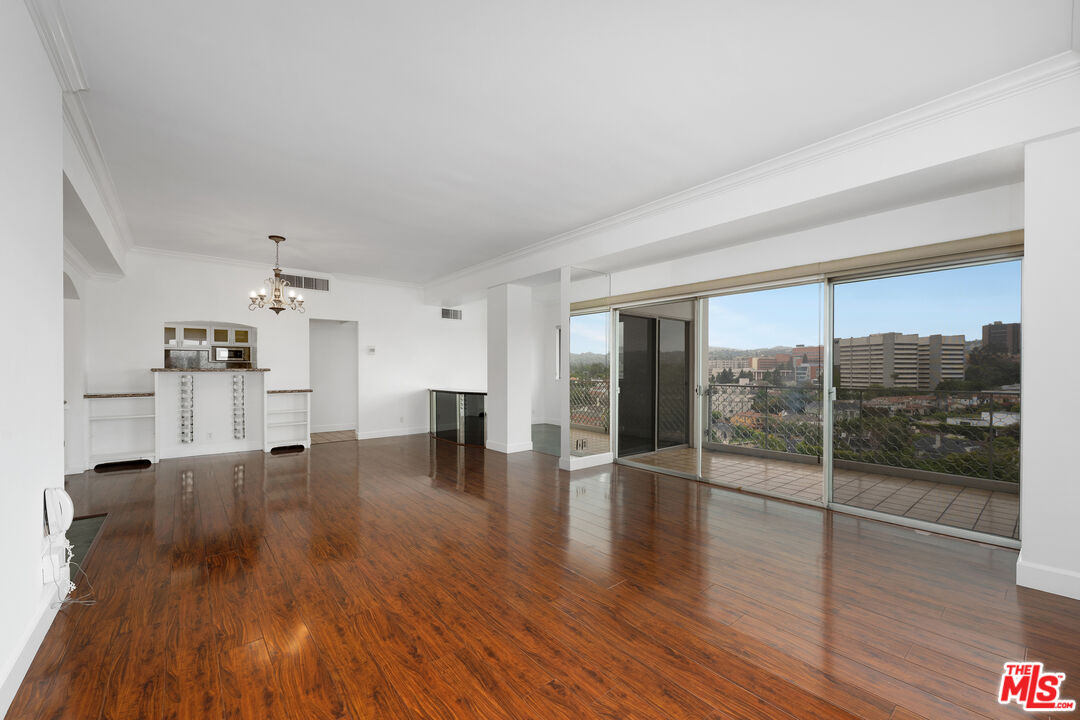 MLS #25595211 image #15