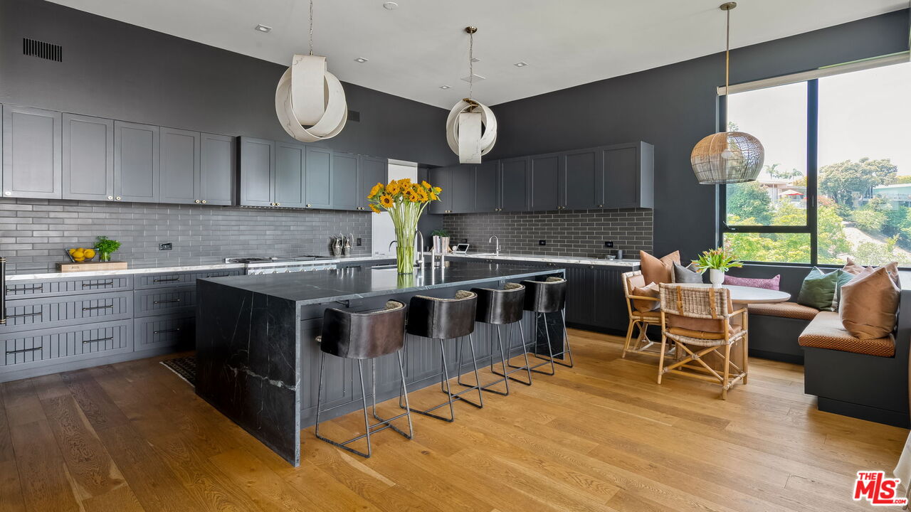 MLS #25595217 image #20