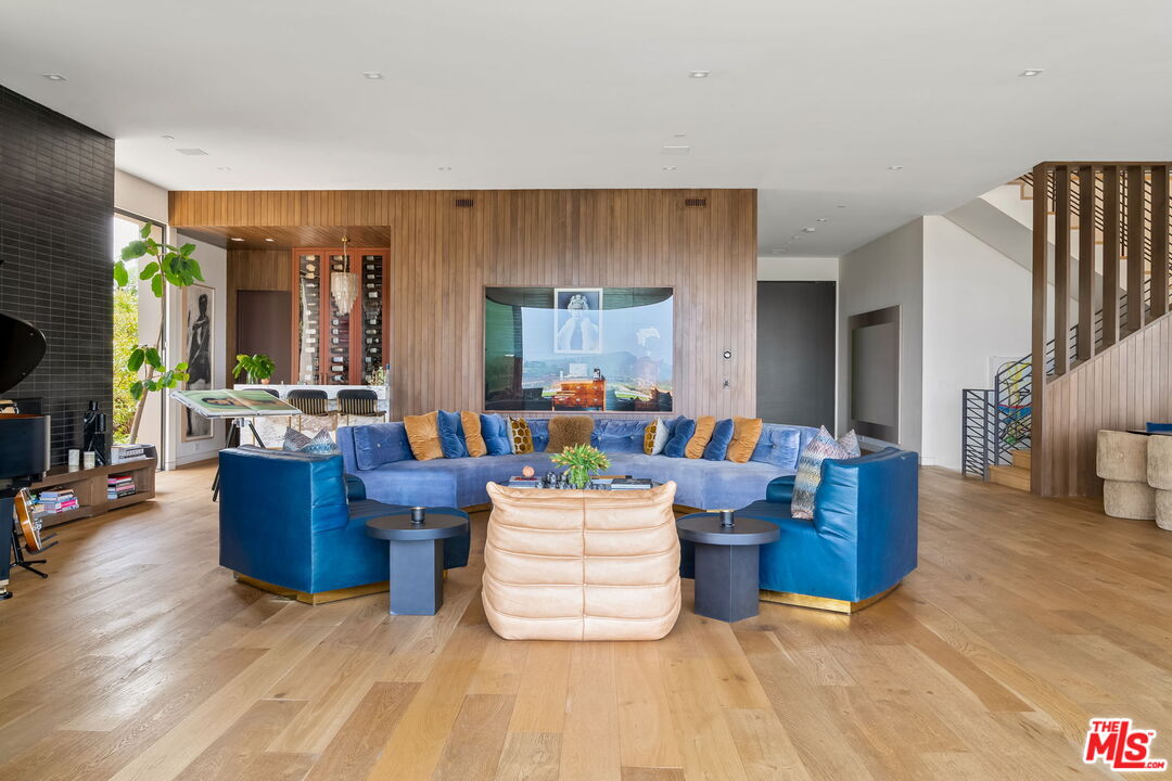 MLS #25595217 image #8