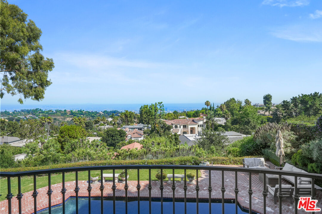 MLS #25595223 image #12