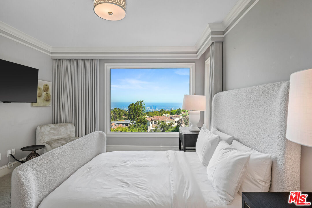 MLS #25595223 image #19