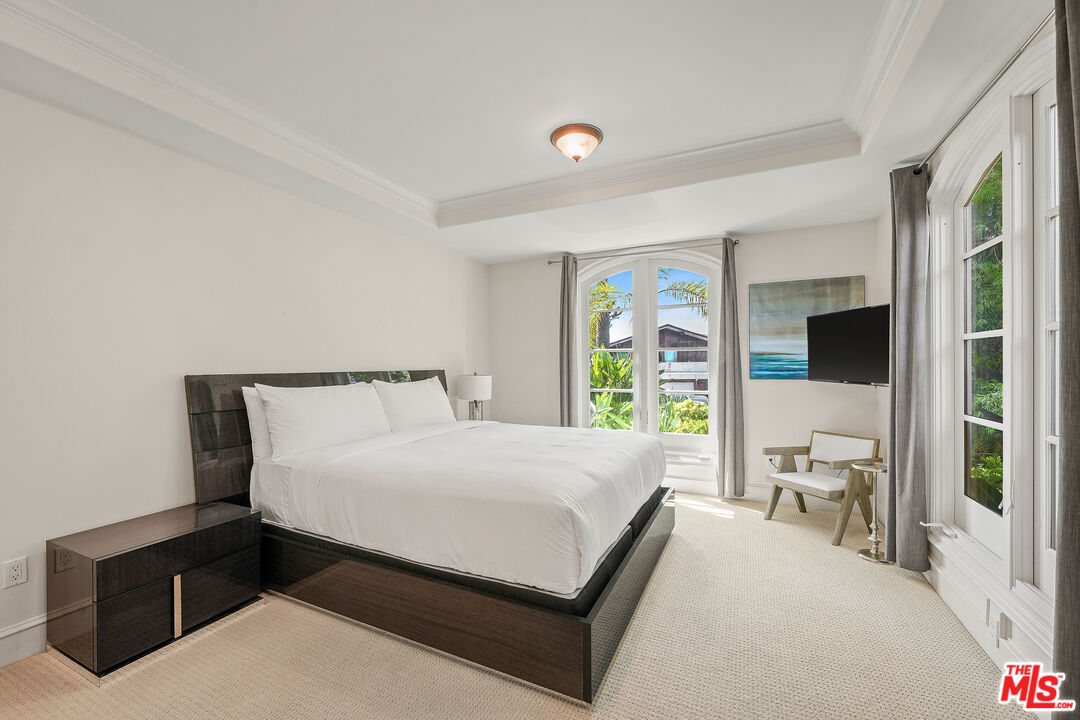 MLS #25595223 image #33