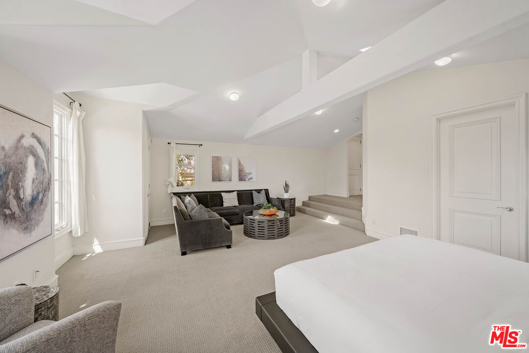 MLS #25595223 image #42