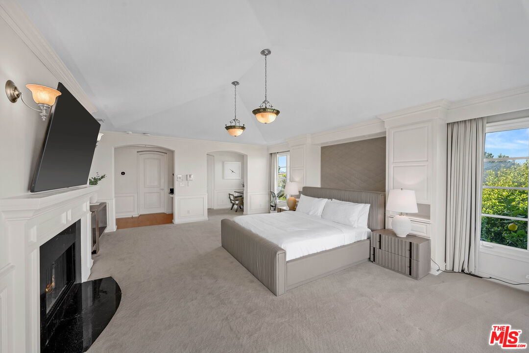 MLS #25595223 image #60