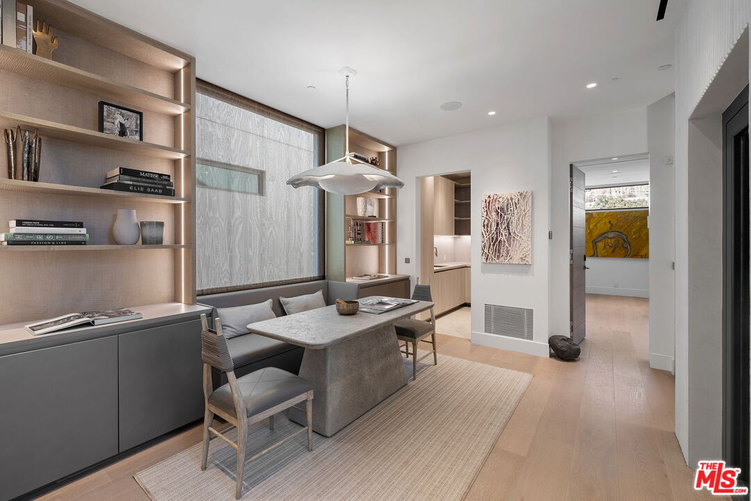 MLS #25595241 image #21