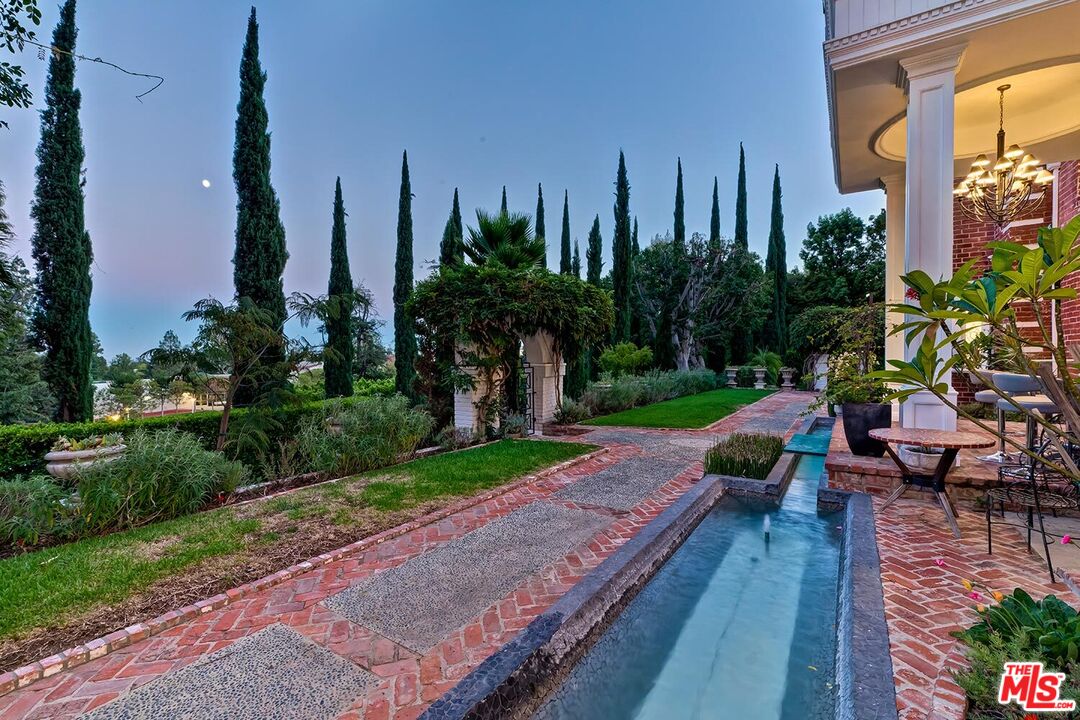 MLS #25595603 image #10