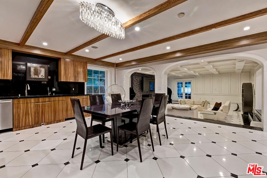 MLS #25595603 image #20