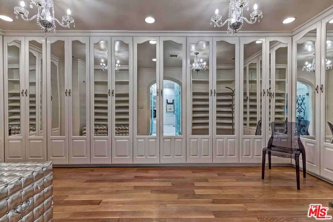 MLS #25595603 image #39