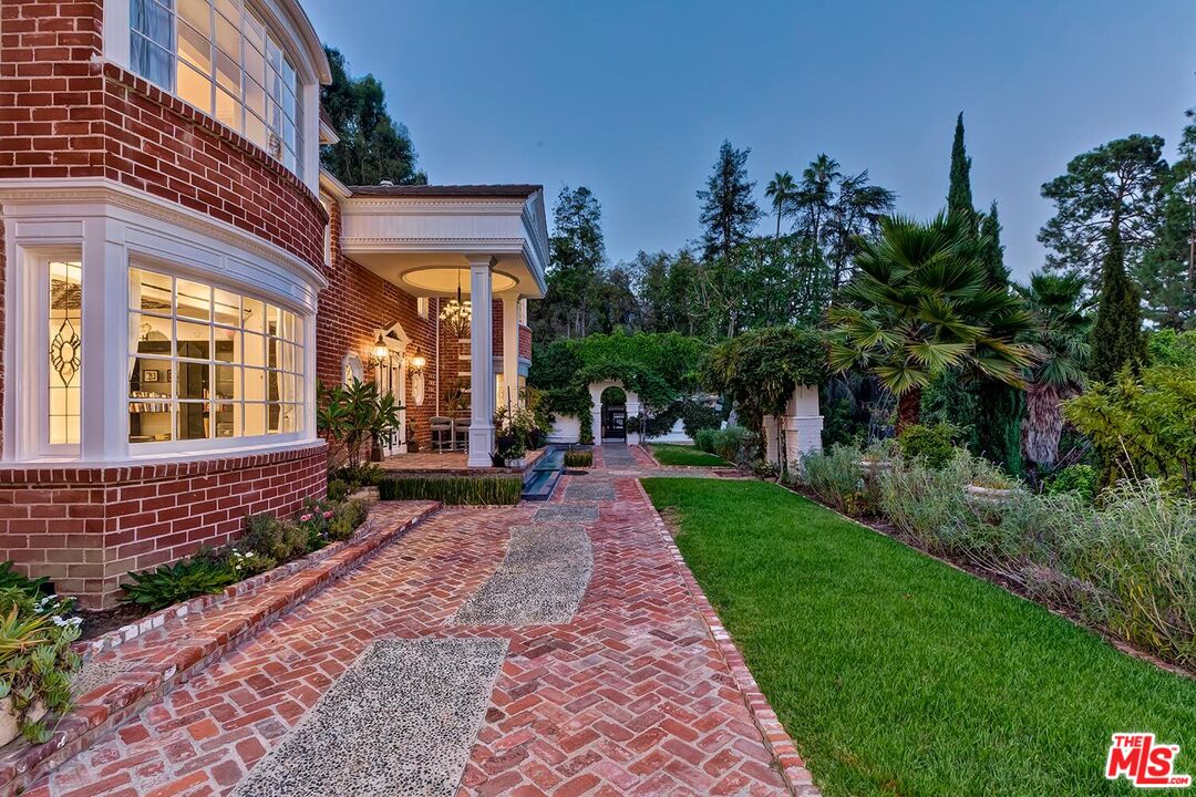 MLS #25595603 image #8