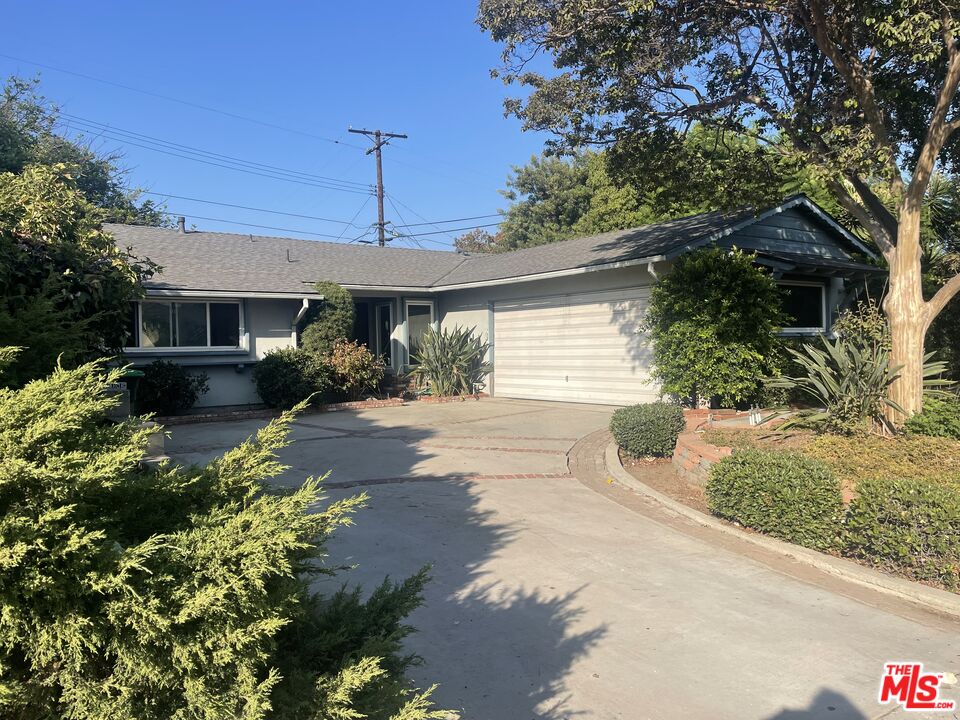 MLS #25595711 image #16