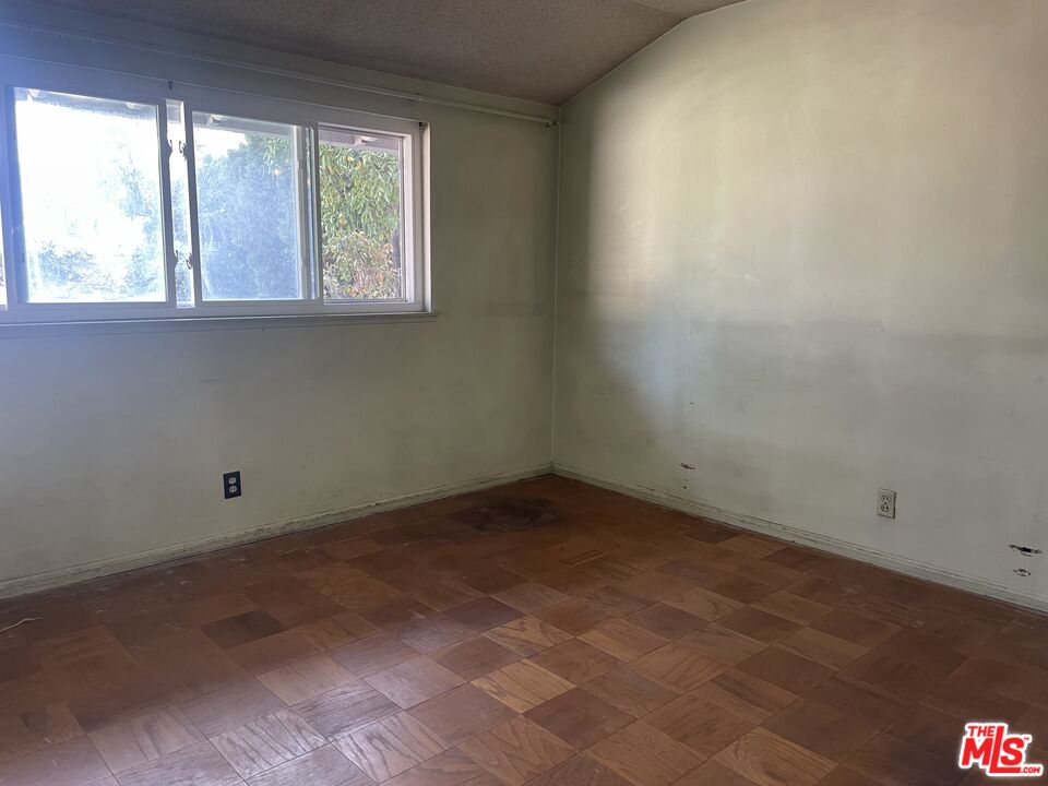 MLS #25595711 image #8