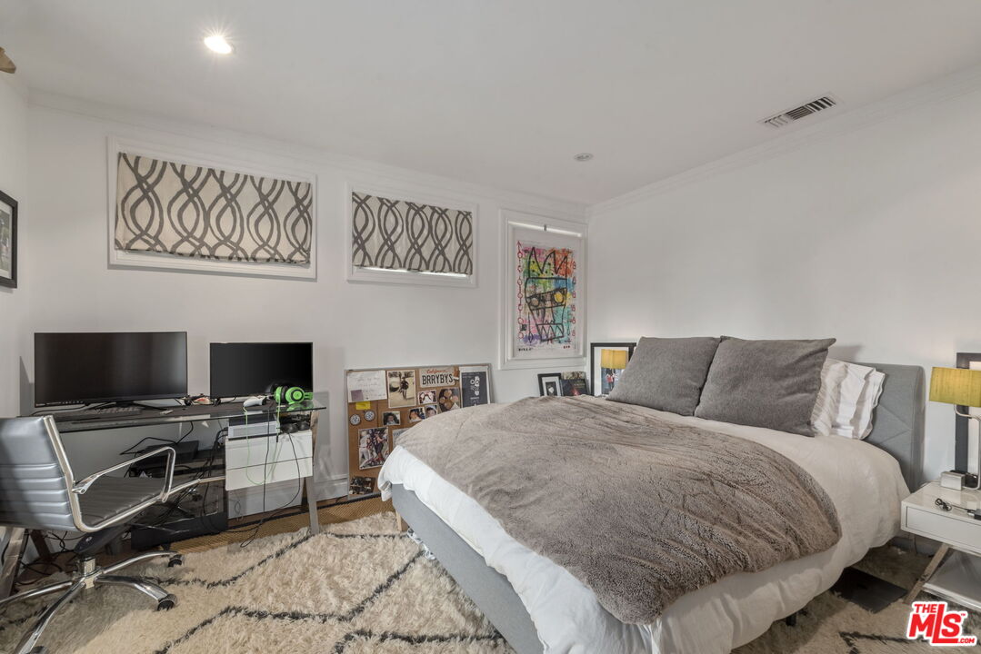 MLS #25595723 image #22