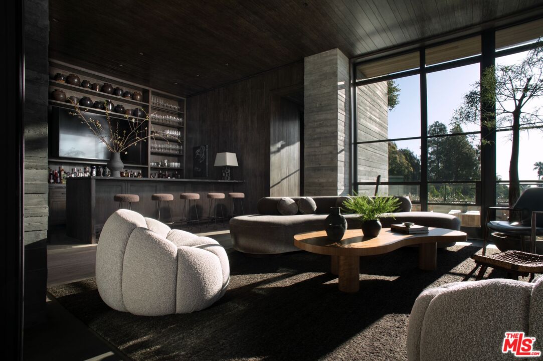 MLS #25595755 image #11