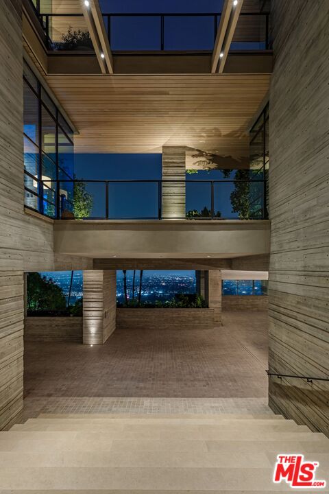 MLS #25595755 image #40