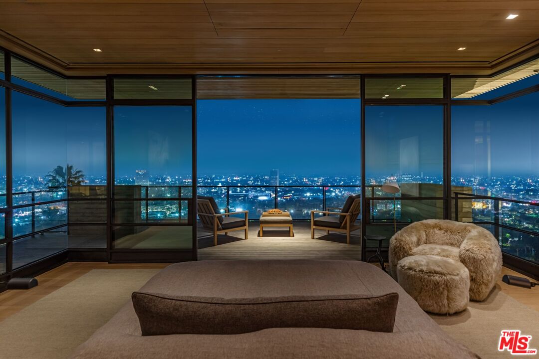 MLS #25595755 image #53