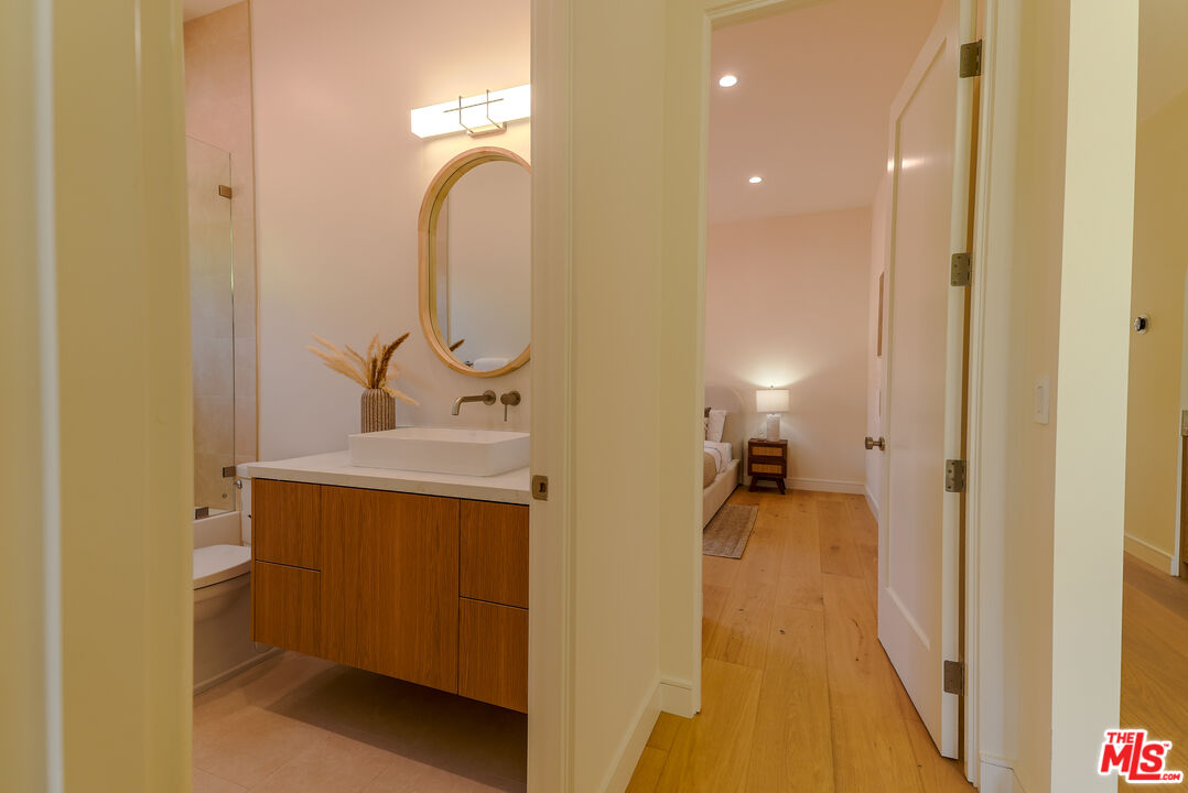 MLS #25595767 image #19