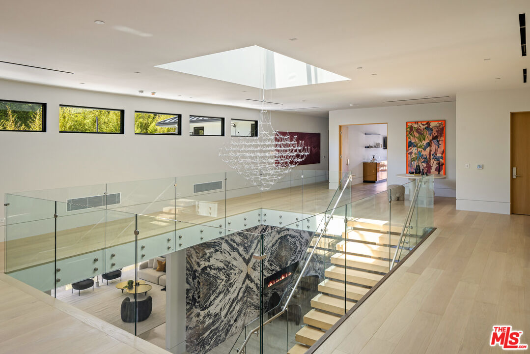 MLS #25595863 image #14