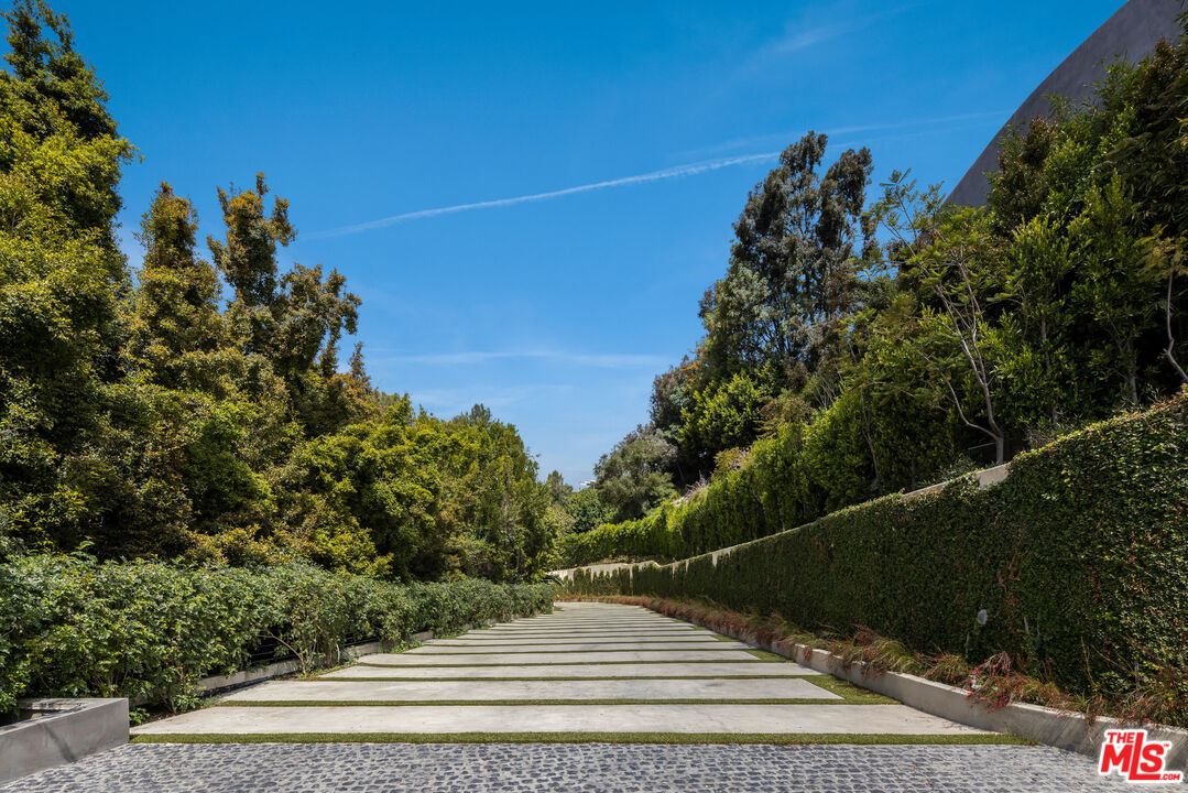 MLS #25595863 image #29