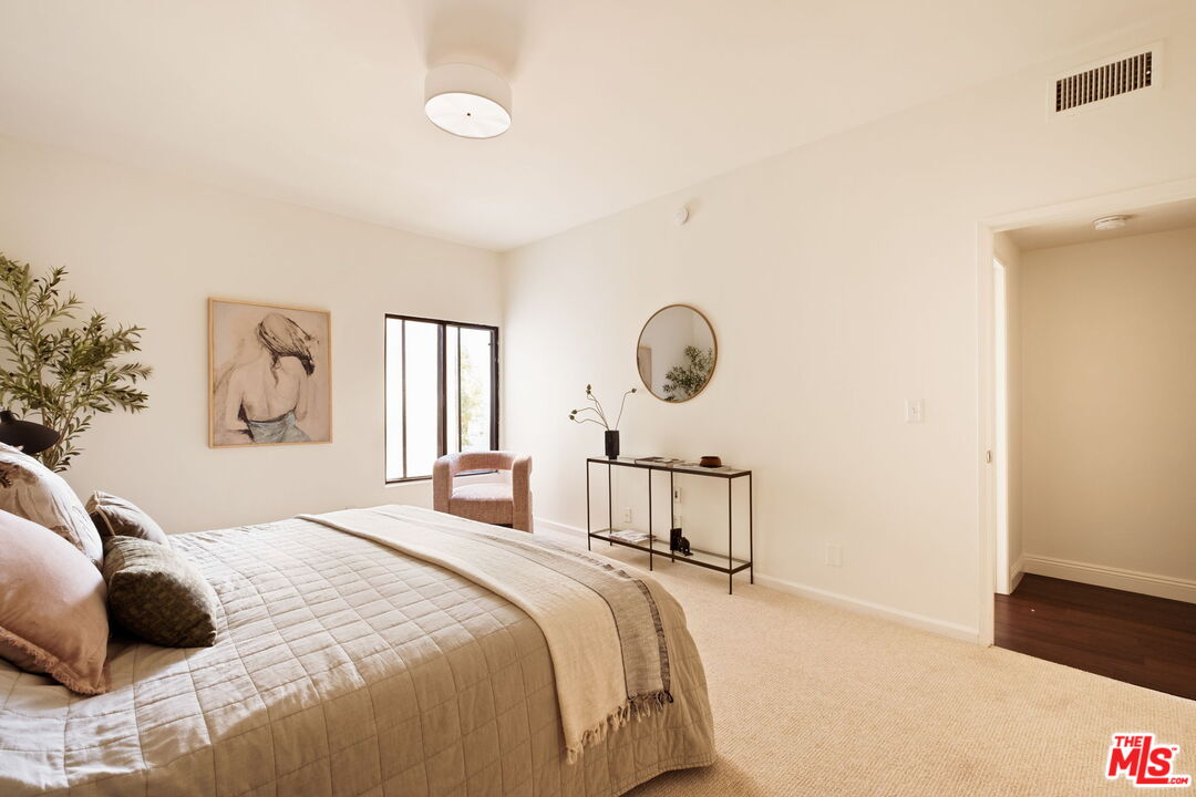 MLS #25595943 image #11