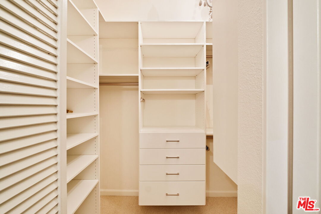 MLS #25595943 image #13