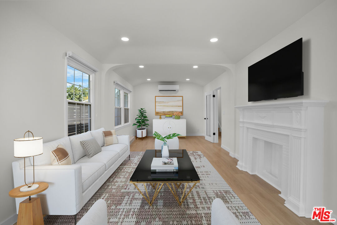 MLS #25595985 image #5