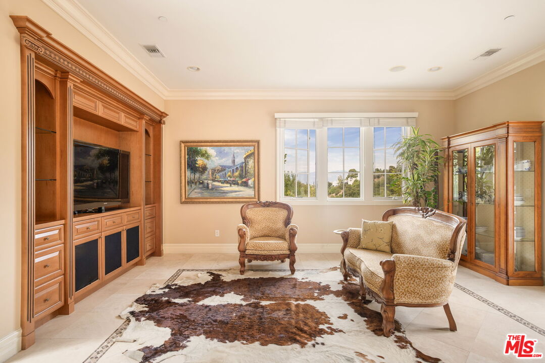 MLS #25596015 image #14