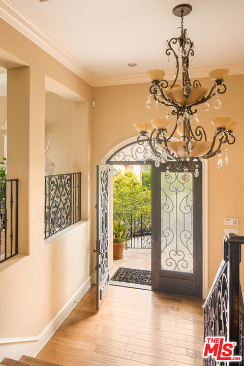 MLS #25596015 image #2