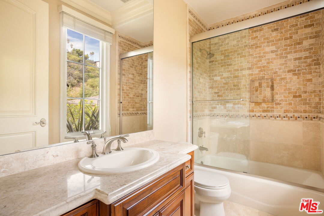 MLS #25596015 image #30