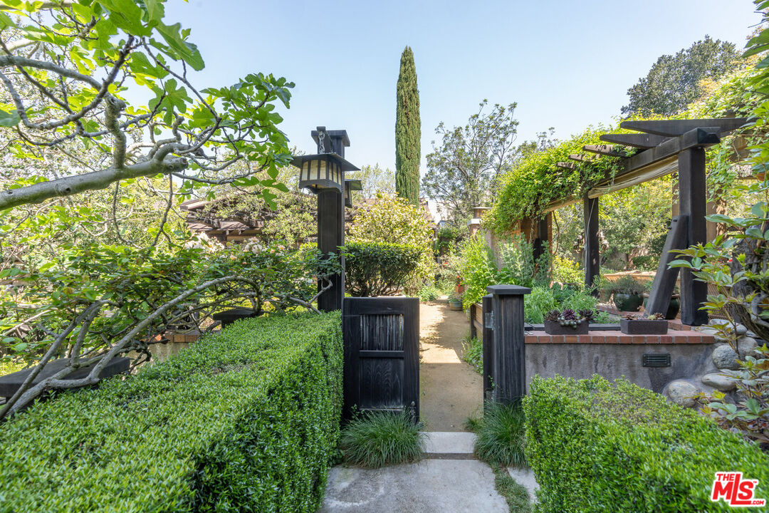 MLS #25596063 image #50