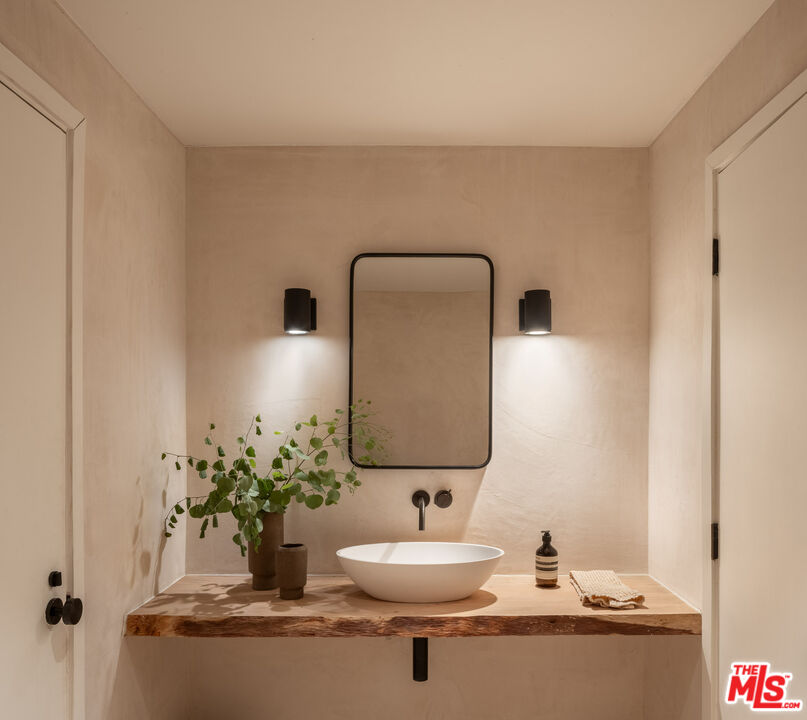 MLS #25596111 image #21