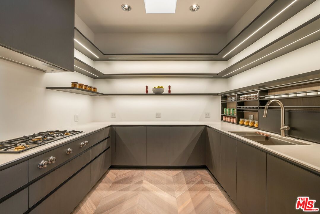 MLS #25596197 image #17