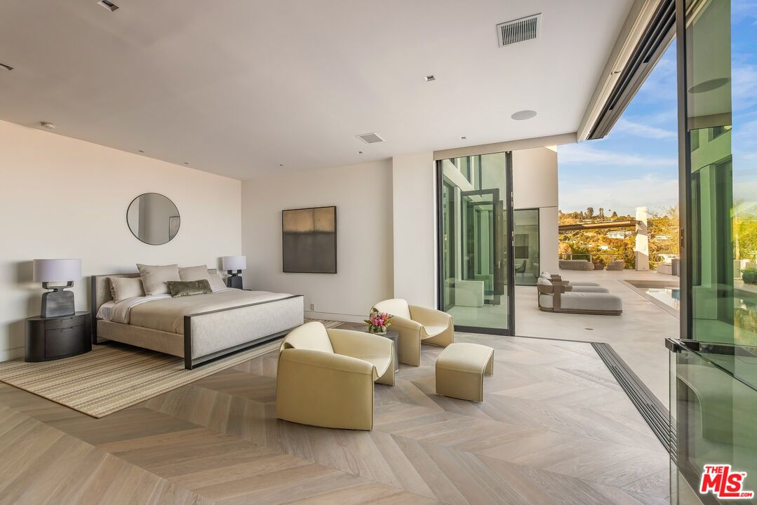 MLS #25596197 image #22