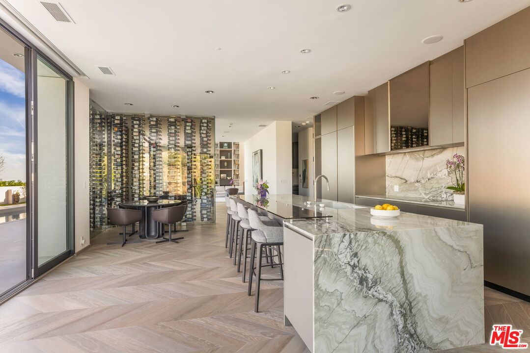 MLS #25596197 image #13