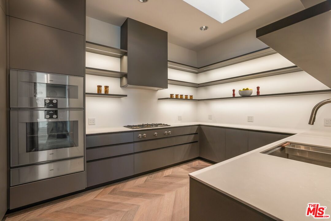 MLS #25596197 image #14