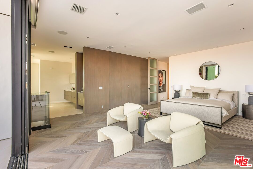 MLS #25596197 image #18