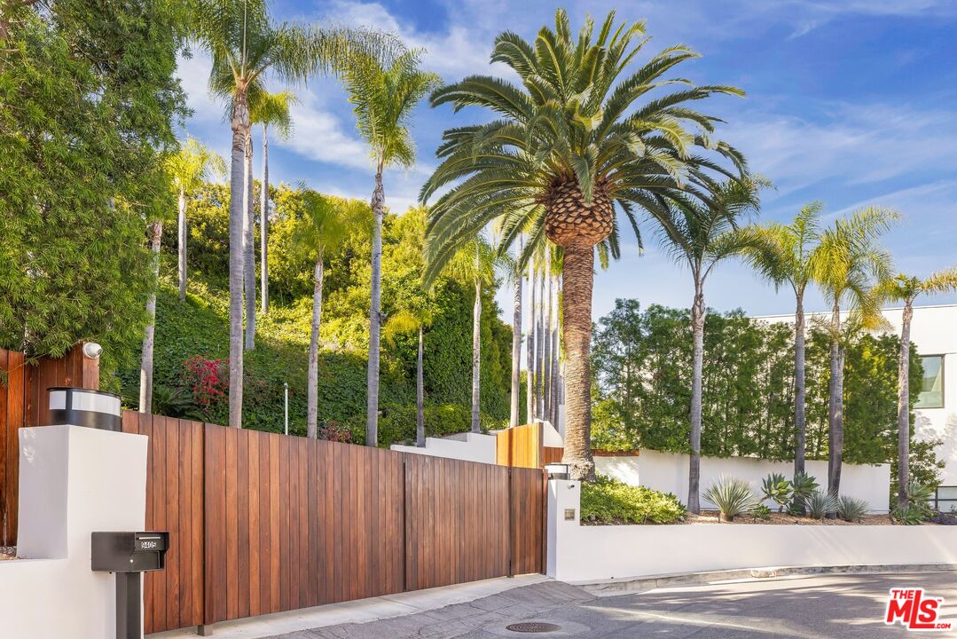 MLS #25596197 image #3