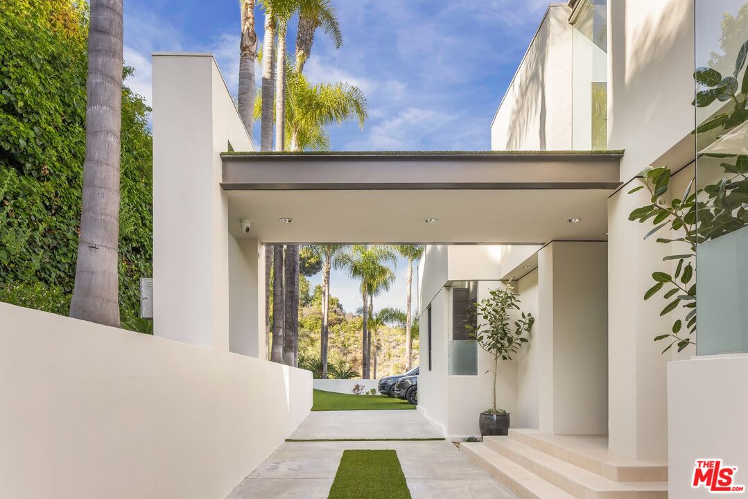 MLS #25596197 image #5