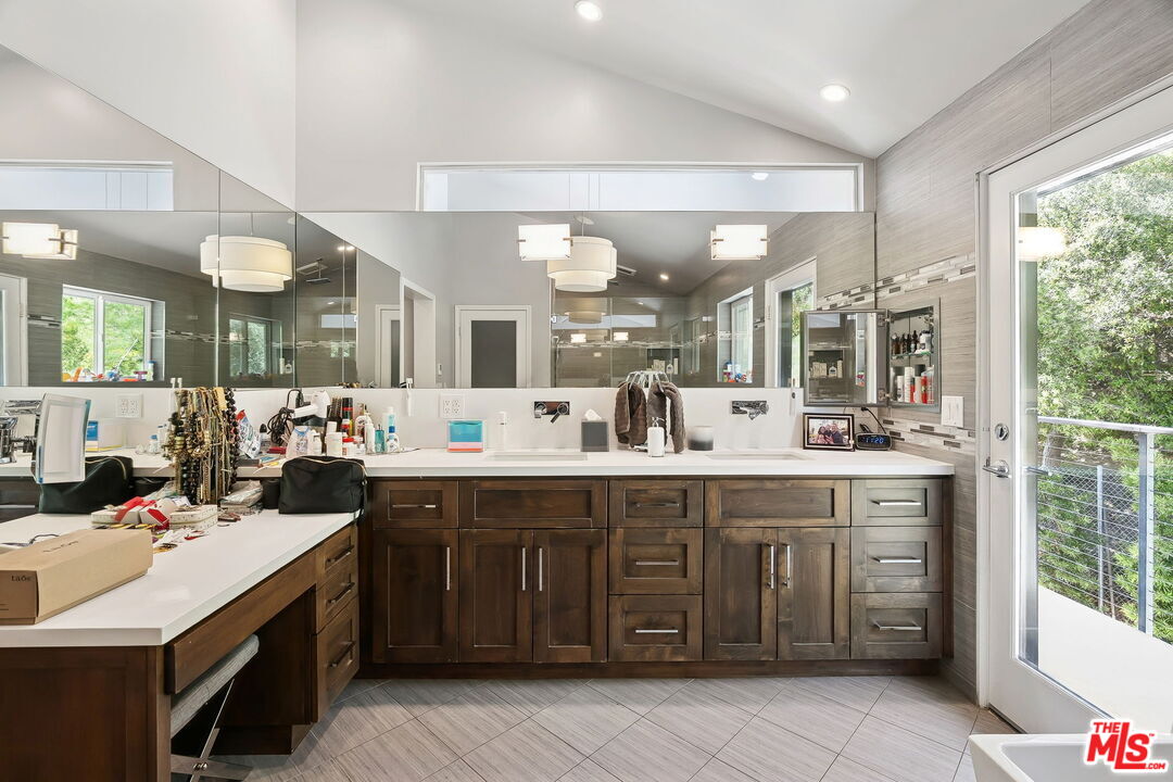 MLS #25596325 image #29