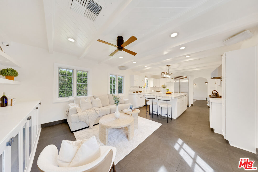 MLS #25596329 image #9