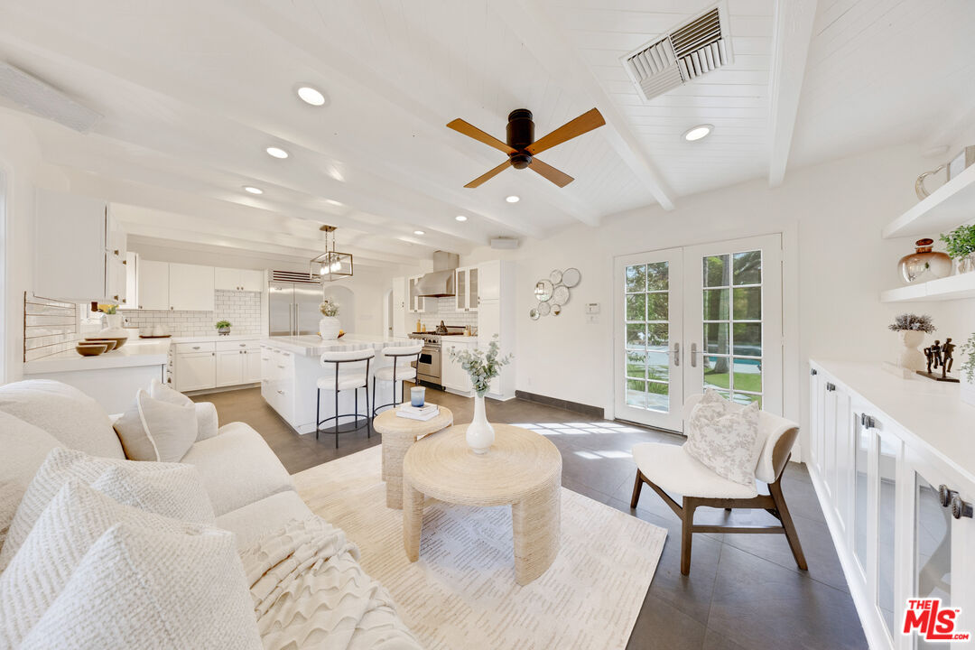 MLS #25596329 image #10