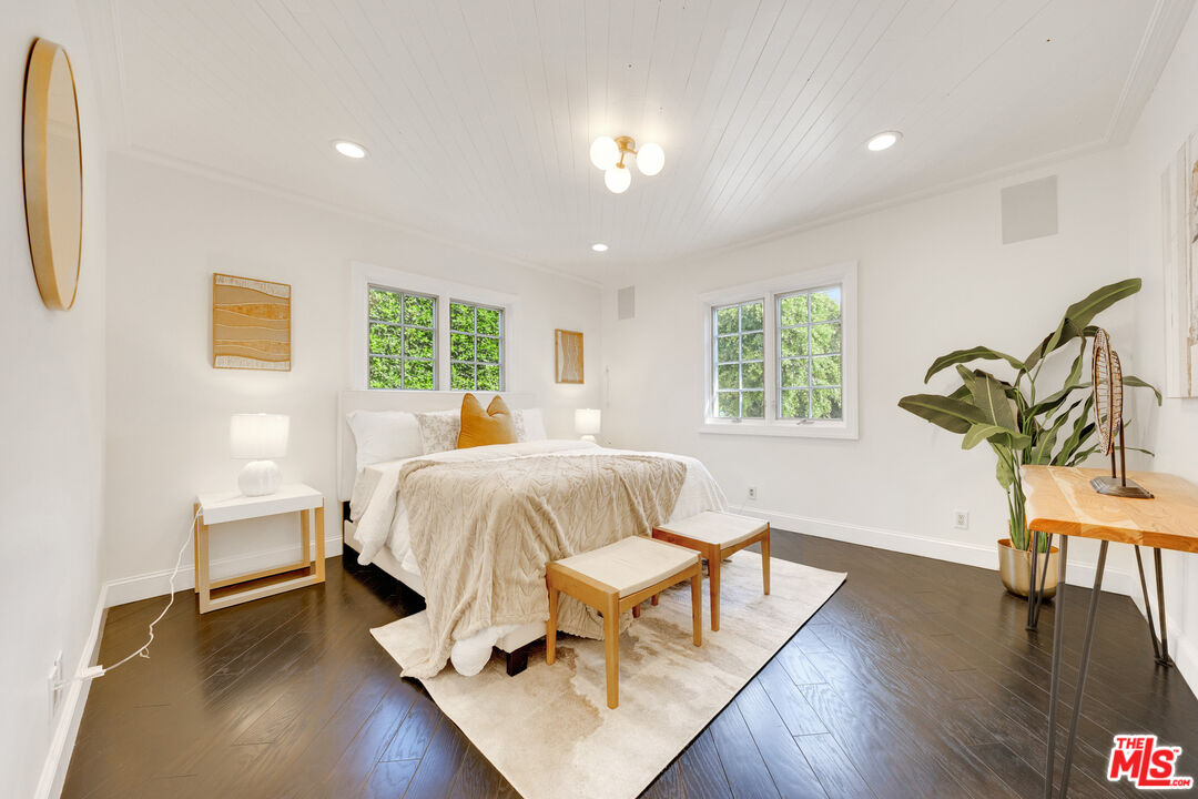 MLS #25596329 image #15