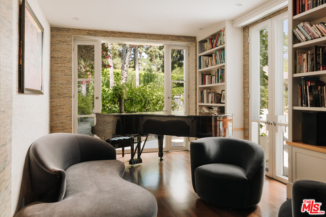 MLS #25596395 image #7