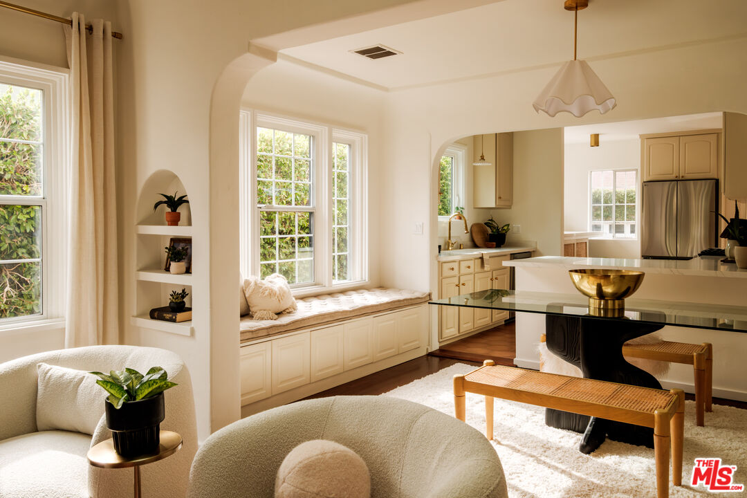 MLS #25596499 image #10